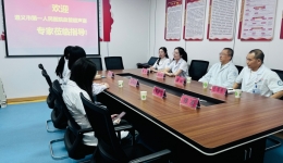 血管超聲科專家團(tuán)隊在高橋社區(qū)衛(wèi)生服務(wù)站開展義診活動